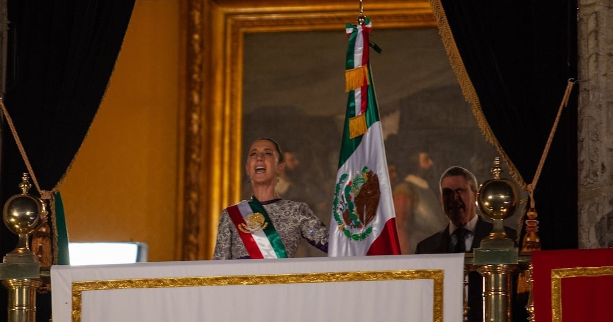 claudia-sheinbaum-encabeza-su-primer-grito-de-independencia-como-presidenta-de-mexico Claudia Sheinbaum encabeza su primer Grito de Independencia como presidenta de México